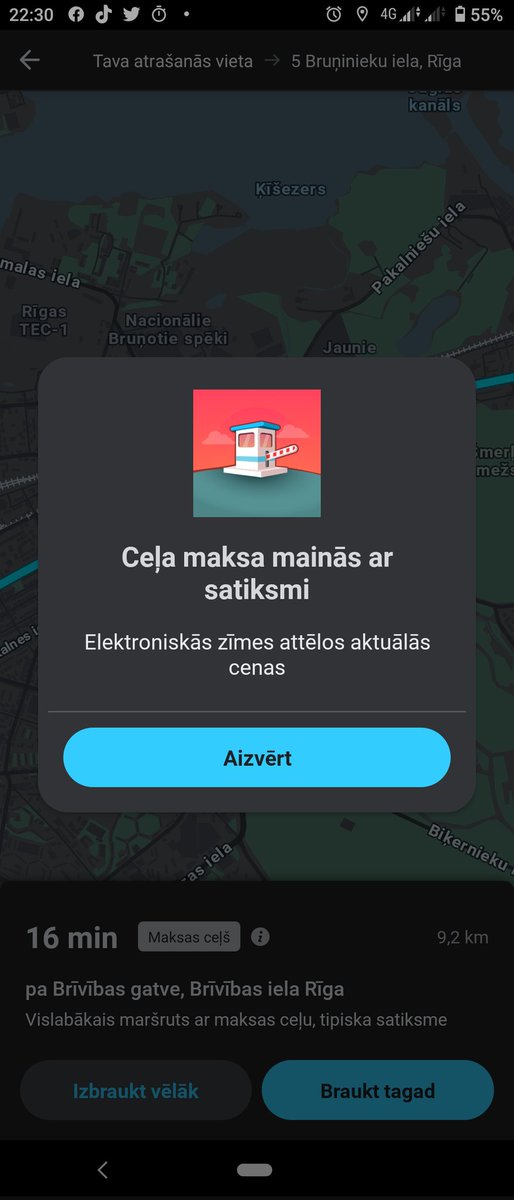 superlitious's tweet photo. Mazliet neizpratnē, ko esmu palaidusi garām? Brīvības gatve kā maksas ceļš, zīmes nosaka aktuālās cenas? 😲 https://t.co/3nxP4sW8hF