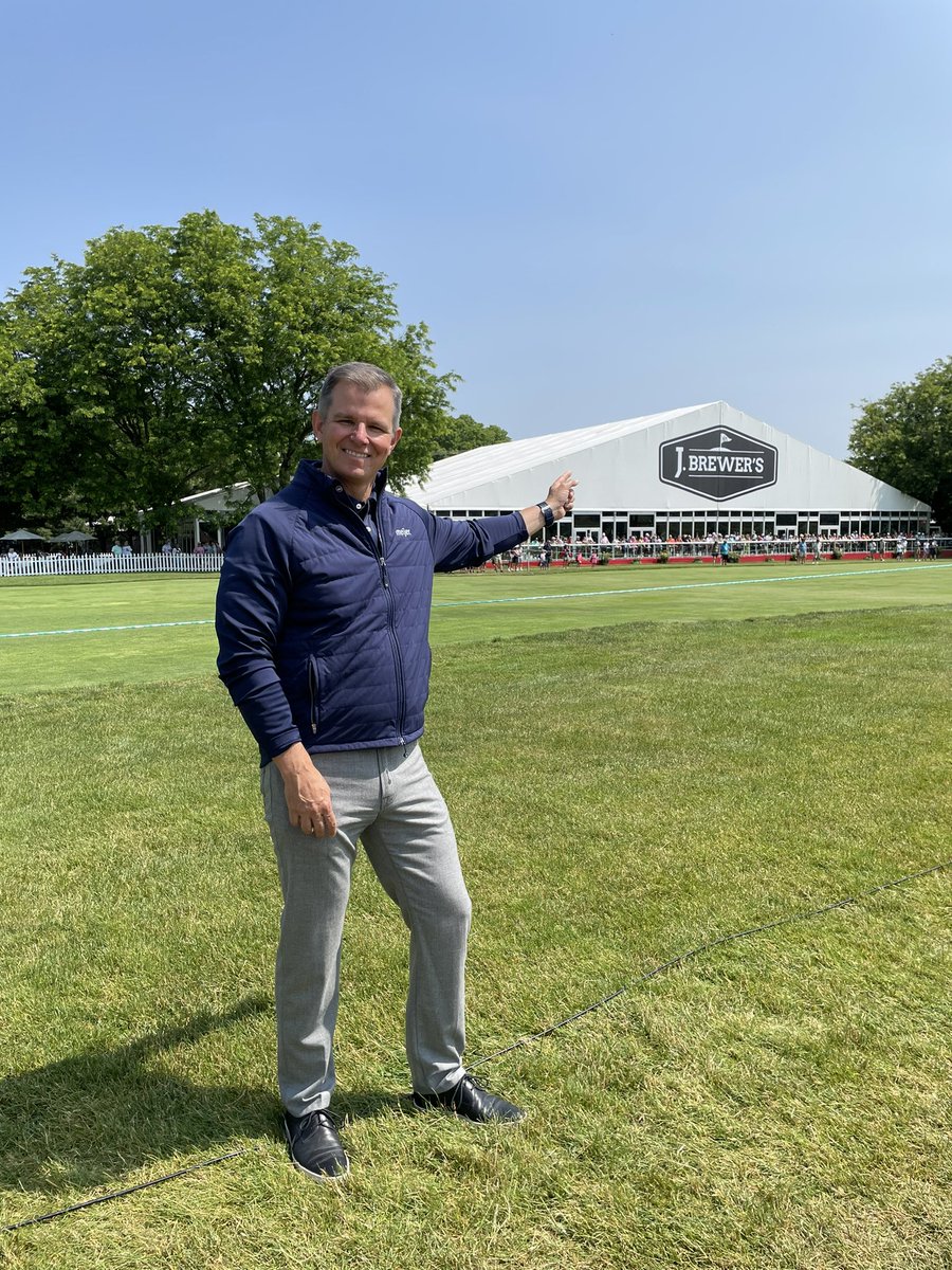 It’s been an exciting day at the Meijer LPGA Classic for Simply Give with Meijer President & CEO, Rick Keyes! #forehunger