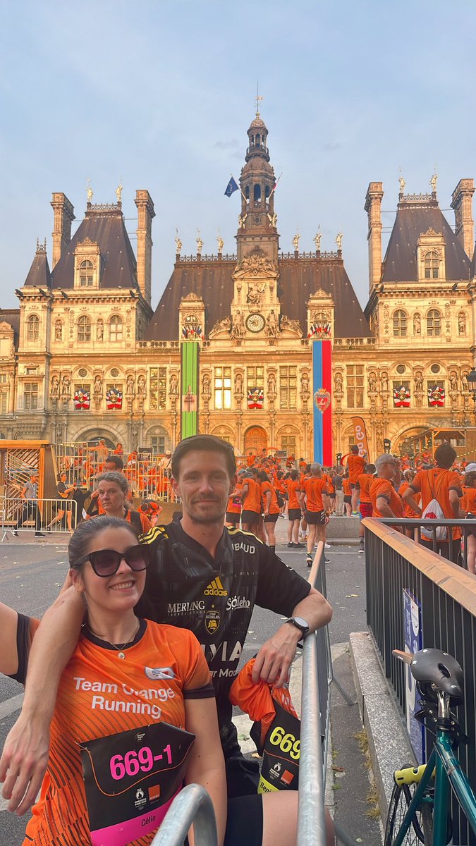 S’il y a un an, on m’avait dit que je ferais ma première course 🥳🚀 Merci pour cette #OrangeNightRun @orange #TeamOrangeRunning #LifeAtOrange