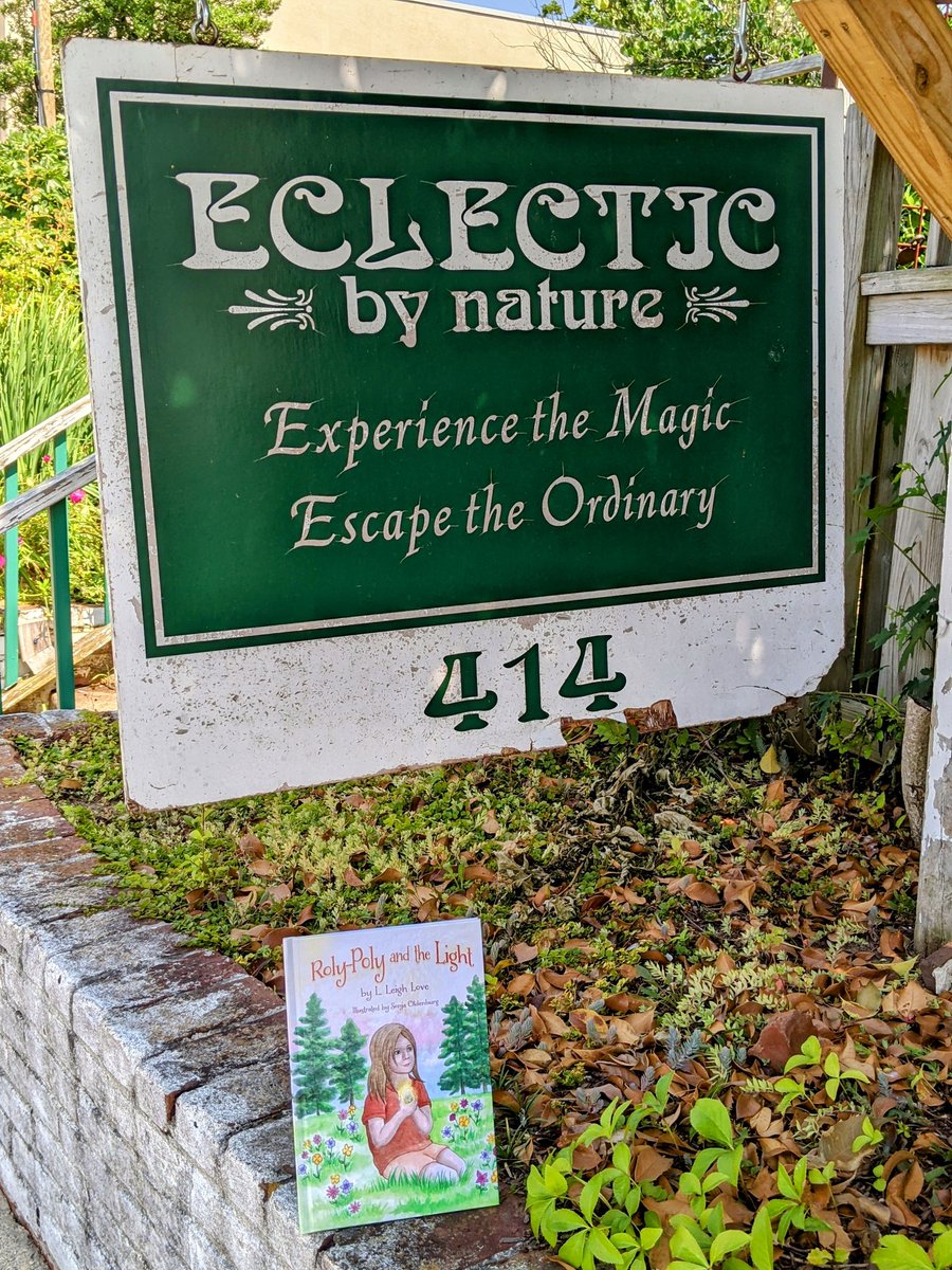 LLeighLove's tweet photo. Eclectic by Nature
Spiritual store in Greensboro.
#spiritual #spiritualstore, #spiritualchildrensbook, #tolypoltbook, #indieautbor https://t.co/hN2wrb2voY