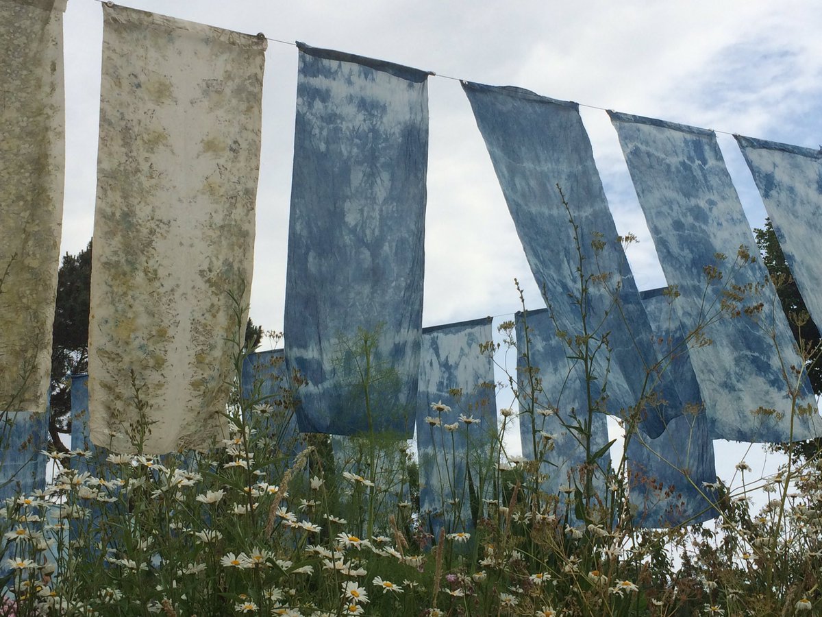 Fabulous day at Crow Nest Park with @WovenInKirklees, showcasing ‘Roving Lands’ our textile installation created with the community in Dewsbury using natural dyes; part of the #growingcolourtogether project. @YVANetwork @WovenInKirklees @ace_national @KirkleesCouncil