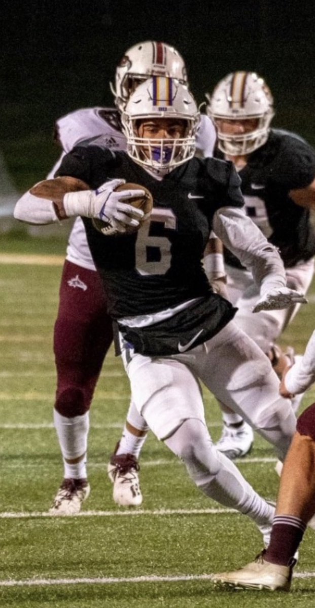 NFLAgentAndre's tweet photo. Look for Davius Prather @_itsdavius_ at the XFL Showcase tomorrow. 2022: 42 rec., 1,025 yards, 22 yards per catch, 10 TDs, 4.5 40 ydd &amp; 22 reps on bench) @XFL2023
Position:  WR/KR
Height: 5’11”  
Weight: 210
Last College: Bethel University
Draft Year: 2023 https://t.co/WmmXN28AO0