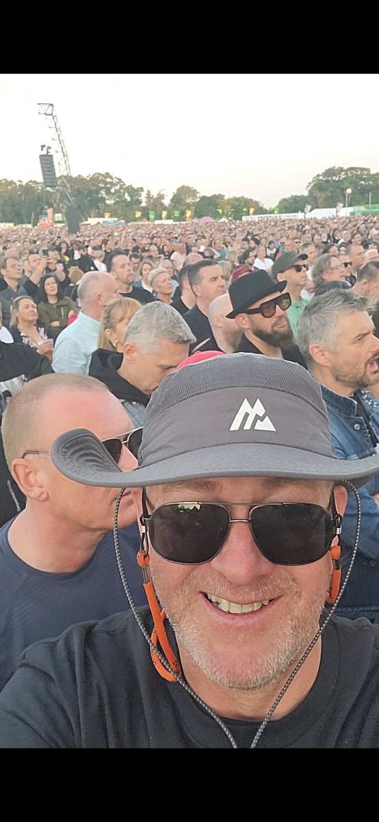 If any one gets a chance to speak with Tom Hardy at tonights gig tell him i am forever sorry for pushing him away at Malahide castle on Wednesday night,but it was my wifes spot and he wasnt having it 🙈.I still love him though #legend #venom #peakyblinders #juijitsu #DepecheMode
