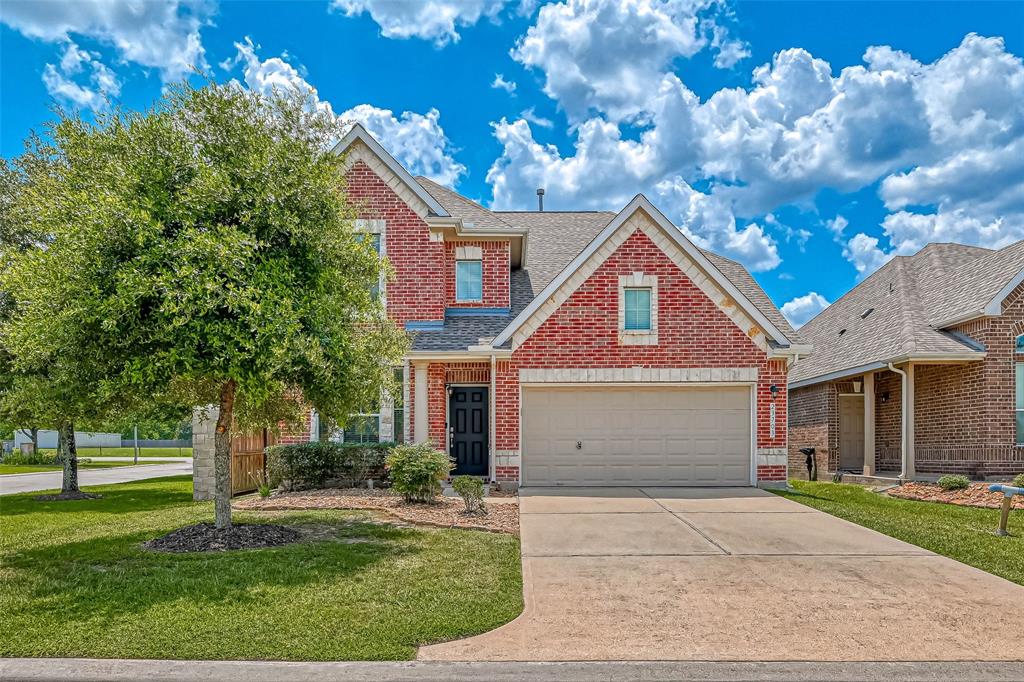 You have to see this home! 4 BD/ 3 BA in Tomball. Call/text/DM me for details.  cpix.me/l/171814544