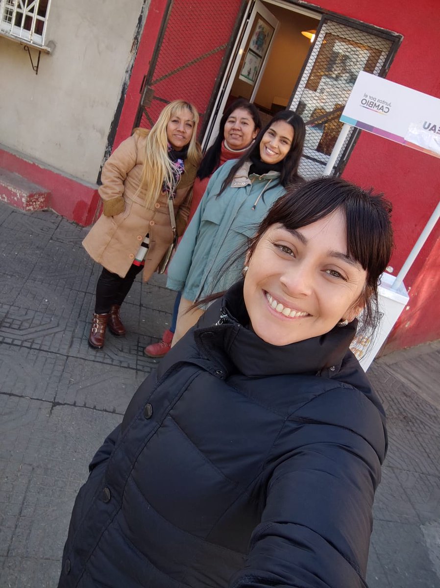 RadicalesDelSur's tweet photo. También en el corazón de #Piedrabuena y #BarrioInta
Acercando las propuestas de Martín Lousteau.
Montiel y Zuviria
Dellepiane Norte 6500
Los Robles y los Alamos
#LousteauEnLaCiudad
#Lousteau2023
#comuna8 https://t.co/H2CUbwaRCT