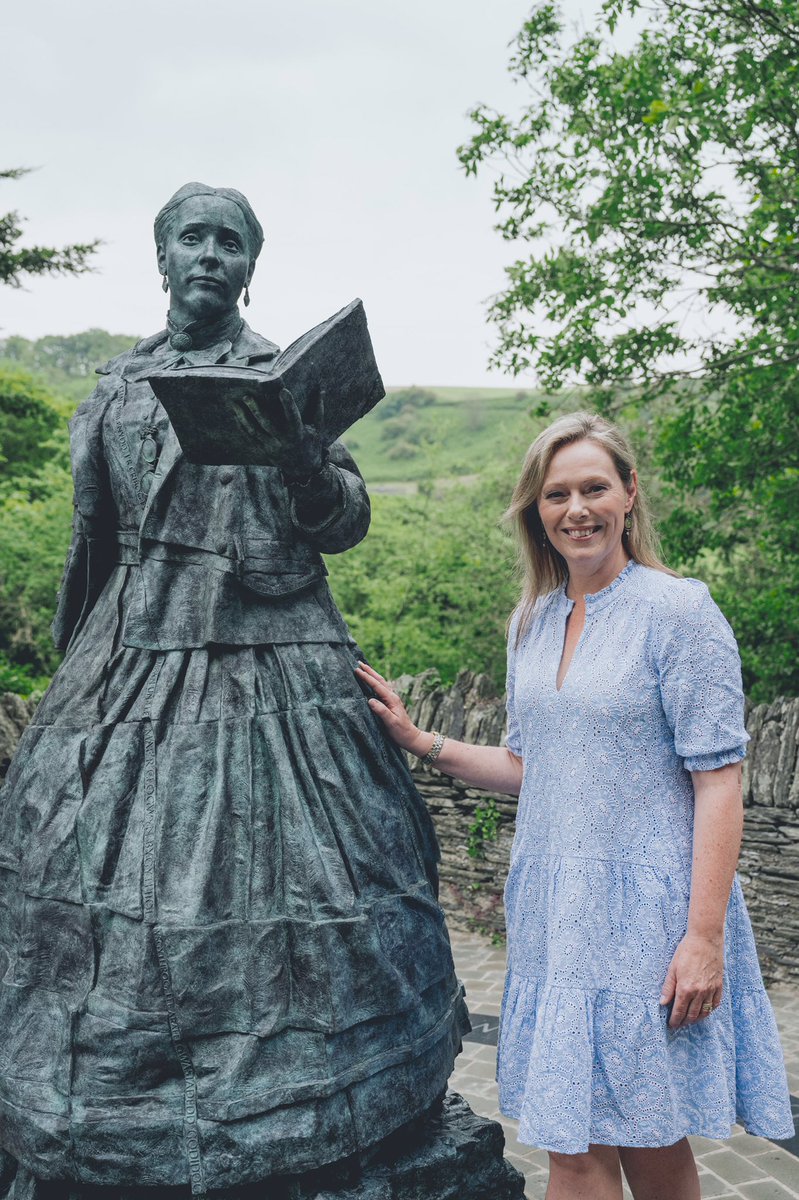 Cranogwen with Ffion Hague
 
Sunday 18/06/2023 at 9pm @S4C 
 
Ffion Hague traces the story of the pioneering heroine Cranogwen, as a special statue of her is unveiled in Llangrannog.