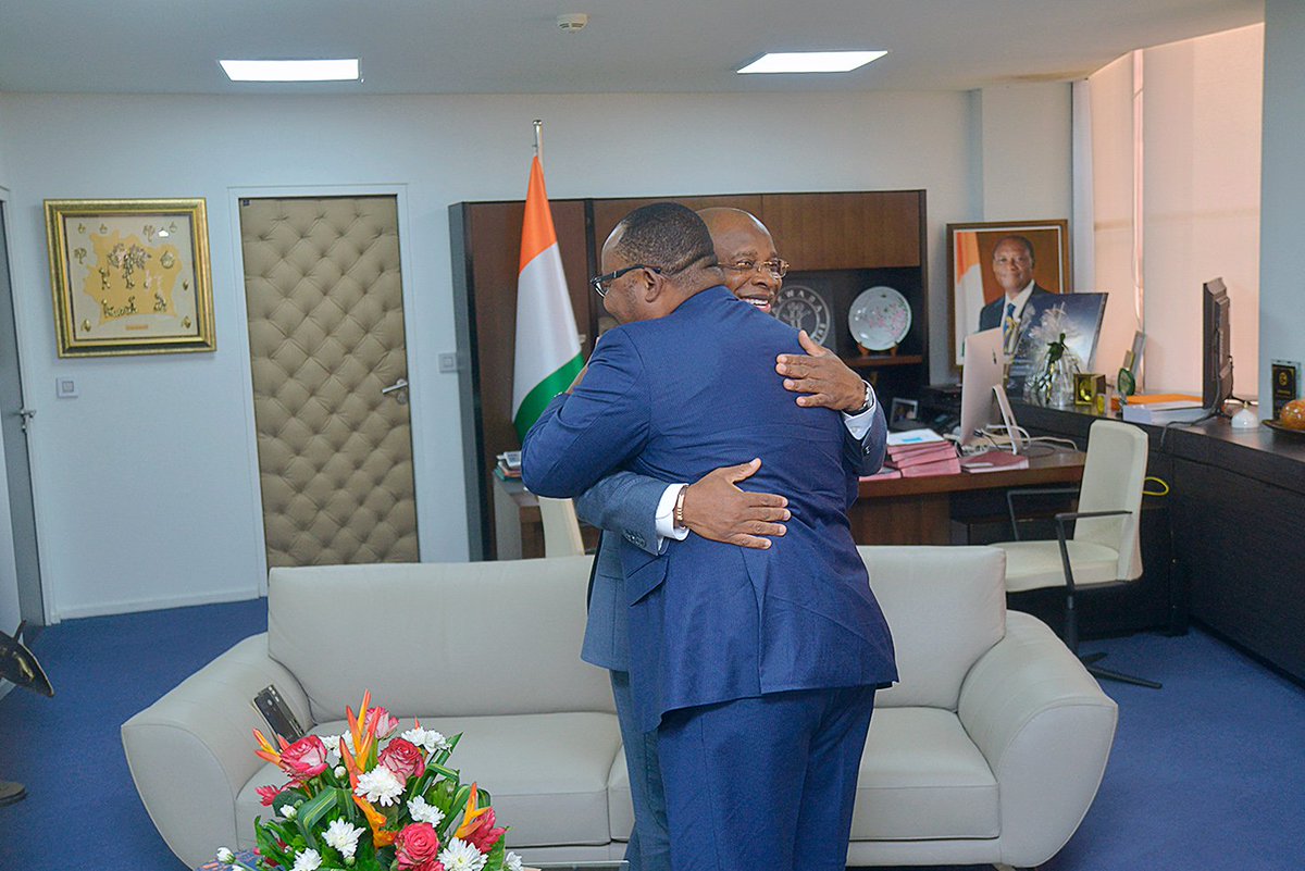 LA PROMOTION DU TOURISME ENTRE LA RDC ET LA CÔTE D’IVOIRE REFAIT SURFACE 
…………………………………………………

«Les Ministres Didier Mazenga M. et Siandou  Fofana cogitent à Abidjan un plan collégial de relance»

En mission officielle à Abidjan, en Côte d’Ivoire.