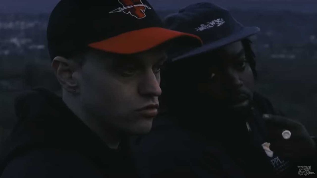 britishhiphop's tweet image. Verbz, Nelson Dialect and Mr Slipz travel deep into the woodland breach on &apos;Beside Me&apos;, the latest excerpt from a new collaborative body of work up there with their best to date.

#BesideMe #MrSlipz #NelsonDialect #Verbz #HighFocusRecords

bit.ly/3Jj8637