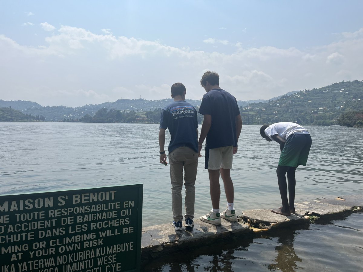 FPglobaled's tweet photo. What a great retreat! We were able to hear student speakers, have small group reflections as well as some meditation time while on Lake Kivu. And of course- we couldn’t pass up and opportunity to swim. Tomorrow we drive back to Kigali! https://t.co/Vkv8sAL3af