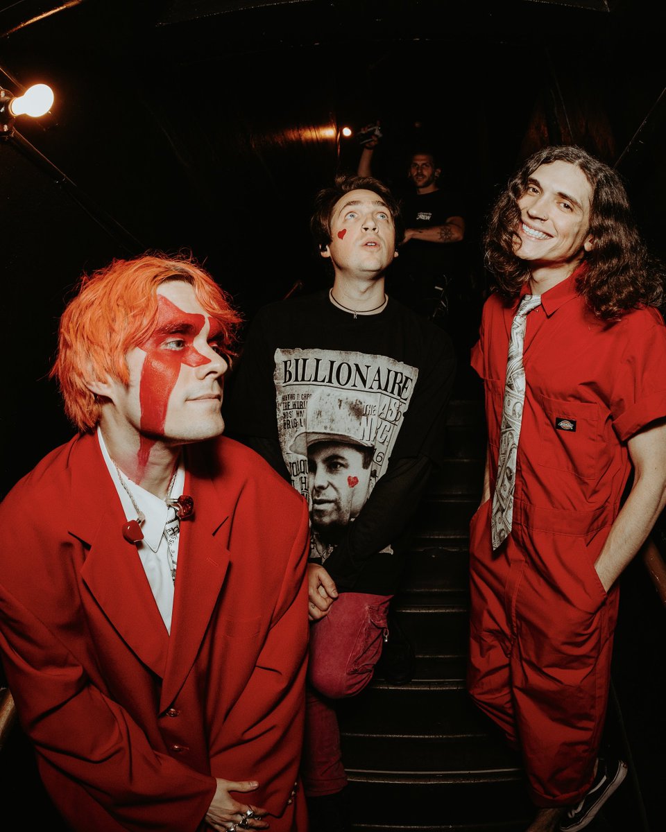 awsten's tweet photo. BEST TOUR
BEST SHOWS
BEST ALBUM
BEST STAGE DESIGN
BEST CROWDS

THANK YOU FOR GIVING ME AND MY FRIENDS SUCH A GOOD EXPERIENCE - TOUR ISNT EASY BUT YALL MADE THIS ONE VERY FUN - INTELLECTUAL PROPERTY FOREVER 

WE’LL BE BACK https://t.co/pGuKwOpJzb