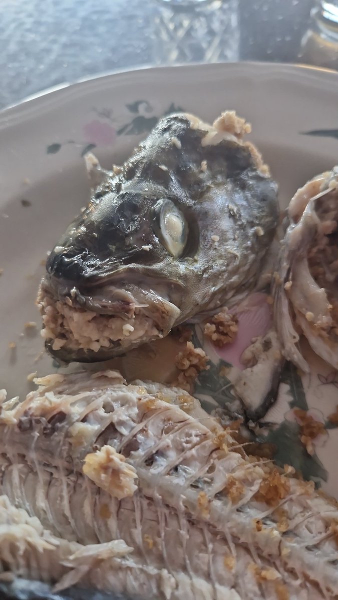 CoinneachSpaid's tweet photo. Ceann gropaig and saus, back in Leurbost😋 https://t.co/wQ5gEWlBXY