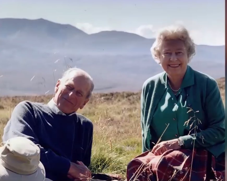superstar35775's tweet photo. Omgosh I just found out that Sophie took this picture.
My favourite ever picture of the Queen and Prince Phillip and my favourite person in the entire world took it IM NOT OK RIGHT NOW 😭😭🥹🥹🥺🥺 
🤍🤍🤍
#HRHSophie 
#DuchessofEdinburgh 
#QueenElizabethII 
#Royals
#RoyalTwitter https://t.co/b0KsFaqlgB