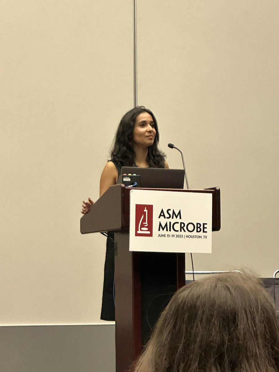 Very proud to hear my former student <a href="/sneakystaph/">Sanika Vaidya</a> talk about her research at #asm