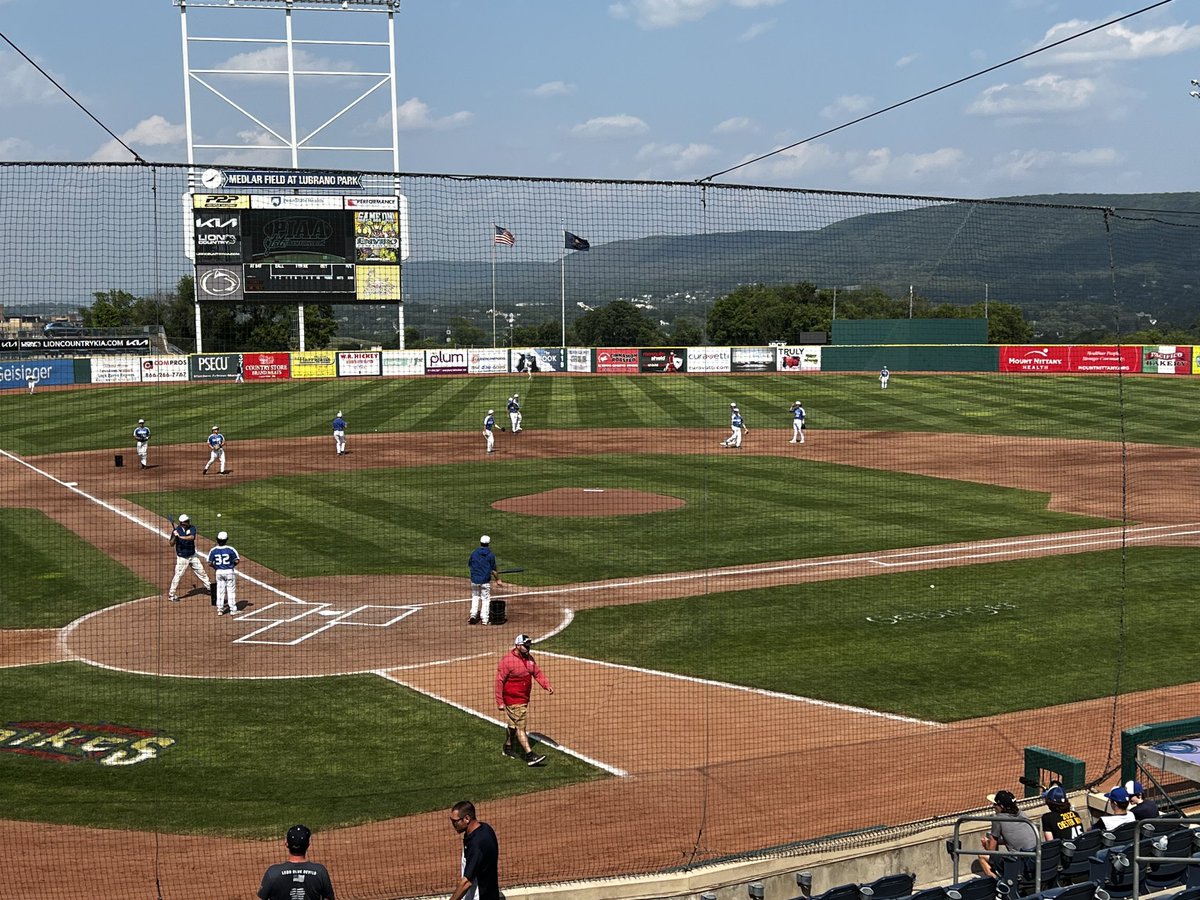 Beautiful day to watch our Blue Devils in the #PIAABaseball Championships.  Go Lebo!  #leboproud ⁦@MtLebanonSports⁩