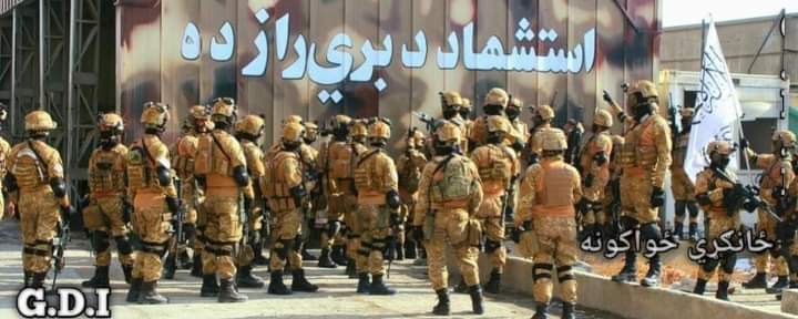 FdaHmzh26944's tweet photo. د اسلام د لارې غااازیان د نرمو پالنګونو، چوکیو او زرې موټرو شایقین نه بلکې د اسلام د لارې په اوږدو کې د خنډ واقع کېدونکو اسلام ضده دښمنانو د وینو تویولو تږي دي.

پاکه ربه!
زمونږ د غازیانو بتاري تورې د داخلي او خارجي دښمنانو ورمیږونو ته ور برابرې کړه، چې په نجسو څاڅکو څاڅکو وینو https://t.co/ZNV1lIOnXK