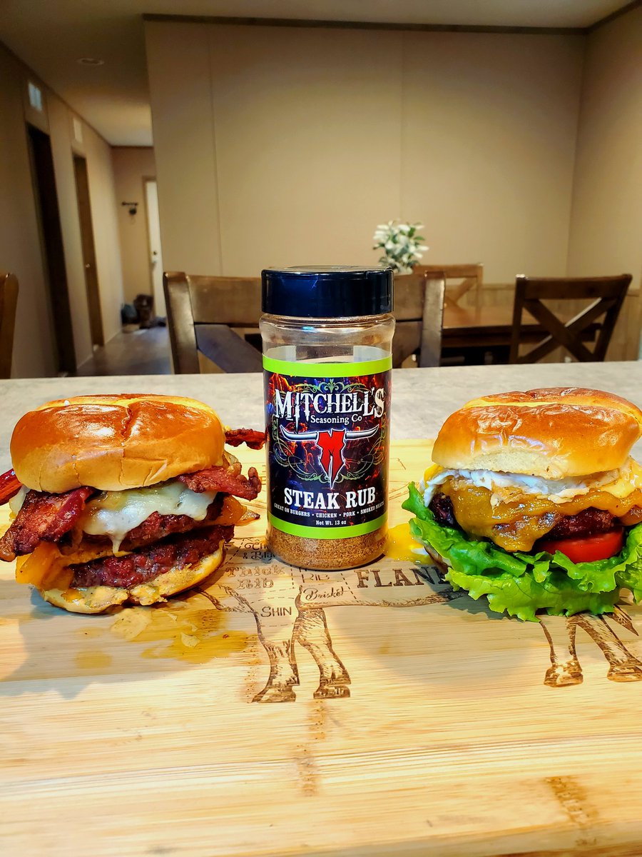 MSeasoningCo's tweet photo. Burgers for Father's day weekend. 
https://t.co/jd4Osqycps 

#burgers #FathersDay2023 https://t.co/q81OYZv0PC