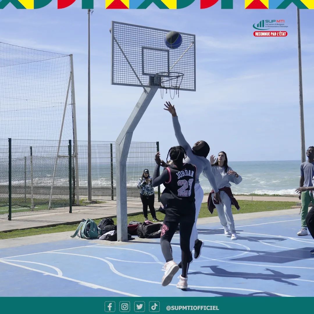 SupMTI1's tweet photo. The SUPNBA ,Ligue Féminine .
#basketball 📷📷
Félicitations à nos championnes📷 https://t.co/kGMGSLRFD6