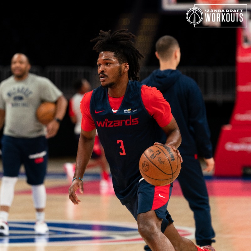 WashWizards's tweet photo. in the gym today:
🔹 Emmanuel Akot (@WKUBasketball)
🔹 Jayden Gardner (@UVAMensHoops)
🔹 Bryce Griggs (@OvertimeElite)
🔹 Brendan Medley-Bacon (@NCCU_MBB)
🔹 Malachi Smith (@ZagMBB)
🔹 Jacob Toppin (@KentuckyMBB)

📝 more on today's prospects ⬇️