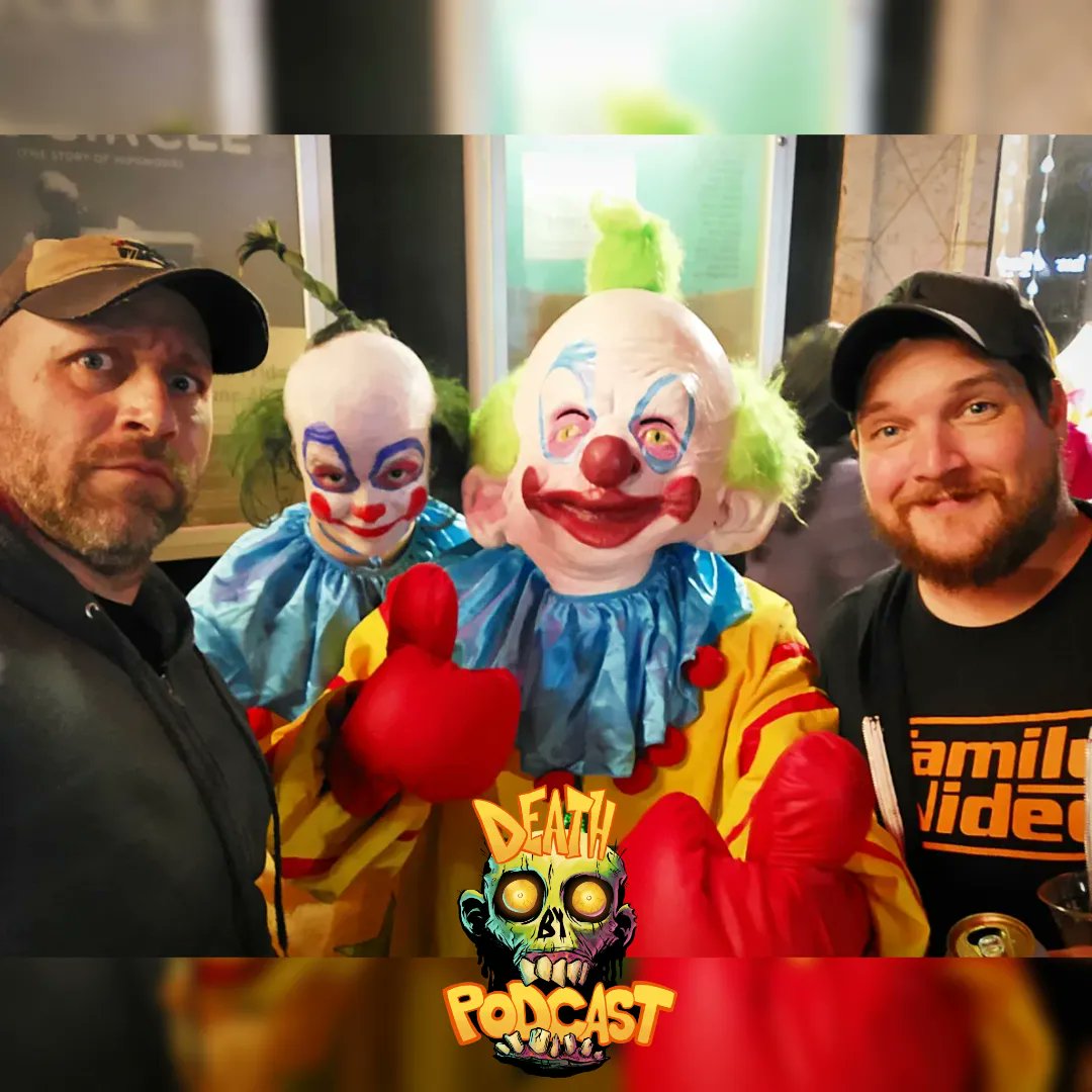 DeathByPodcast's tweet photo. The #KillerKlownsFromOuterSpace show @musicboxtheatre last night was so fun I'm now a little less afraid of klowns. A little. #horror #HorrorFam #HorrorCommunity #horrorhouse #horrormovies https://t.co/r68hRt1dXu