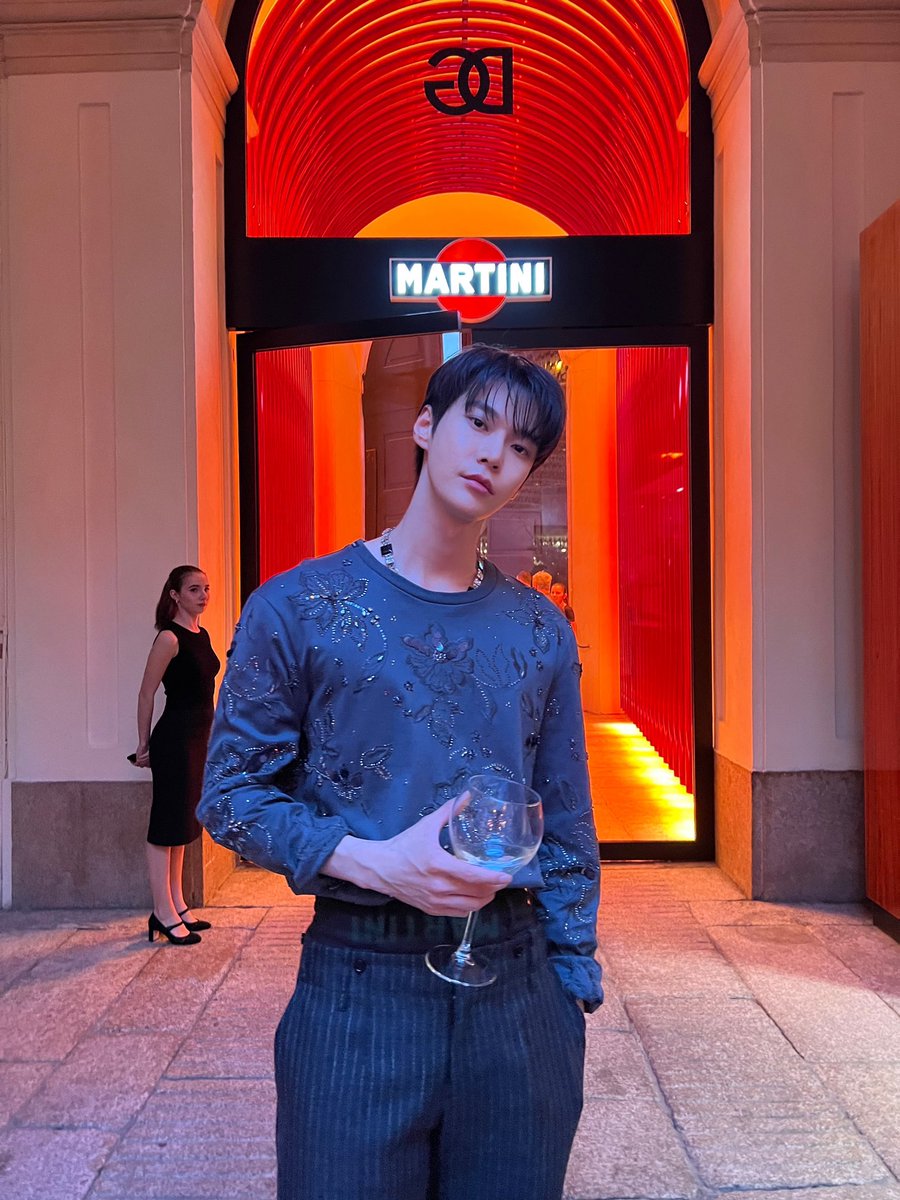 NCTsmtown's tweet photo. #DOYOUNG 

#도영
#DOYOUNGxDG #DGxDOYOUNG 
#DOYOUNGxDGSS24 #DGSS24xDOYOUNG 
#DOYOUNGinMILAN #DolceGabbana
#NCT #NCT127 https://t.co/nJ6ykTzVT7