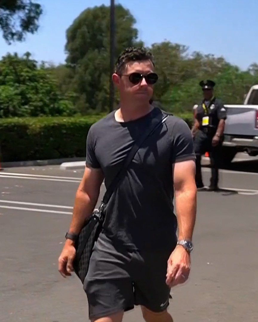 rory_fans's tweet photo. There’s no way this man isn’t shooting at least a 66… what a sexy bloke. Bond villain era loading https://t.co/8yBgU3sHuL