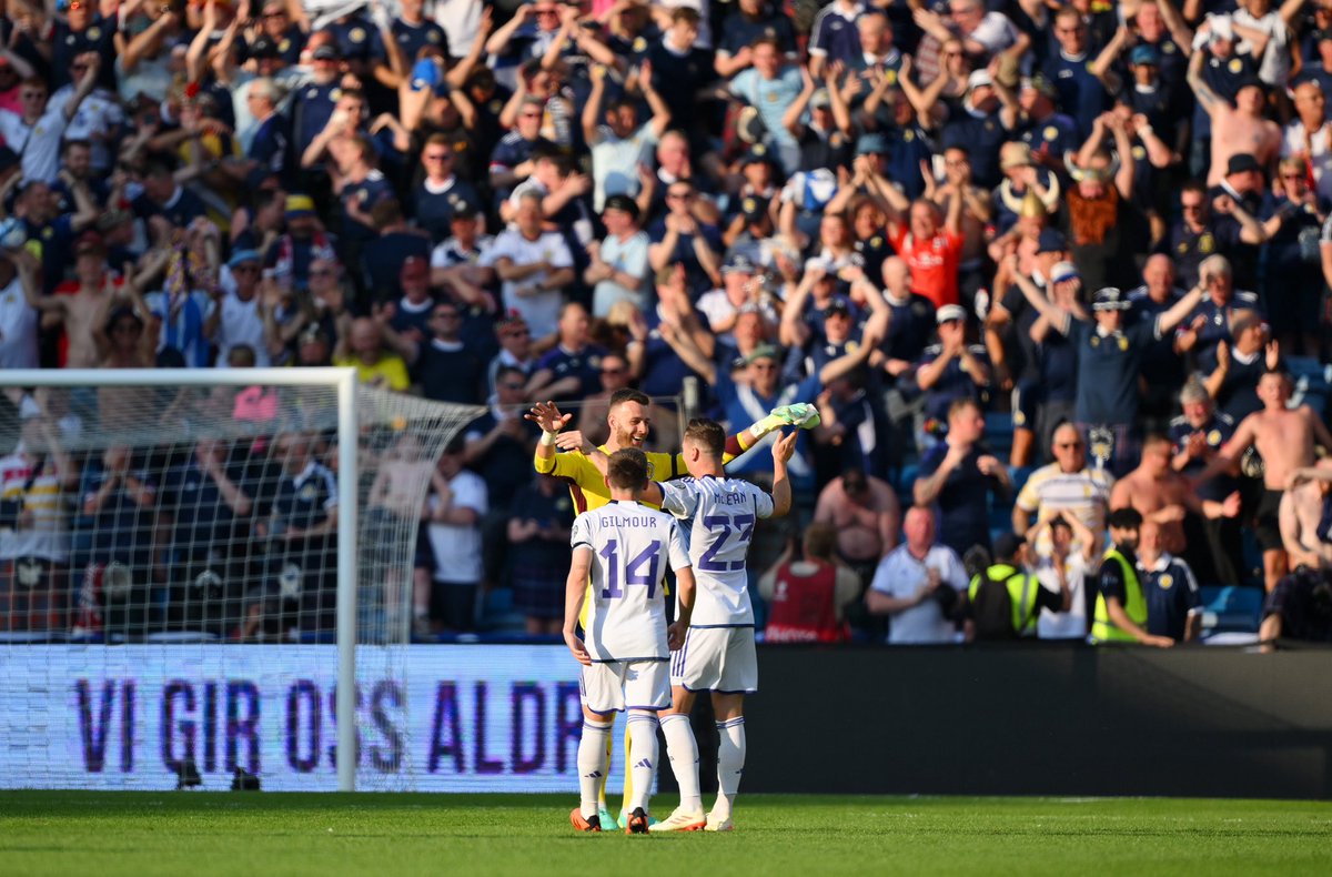 Billy Gilmour tweet media