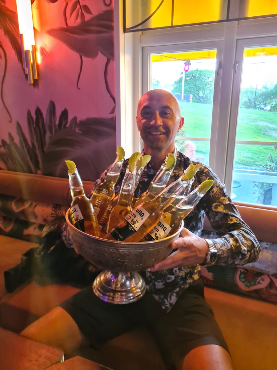 Today is big day, Djokovic vinne Rolanga Ross og I have 43 years i dag💙  Solbakken never call, so I'm på biyen and celebrate 🥳🇳🇴