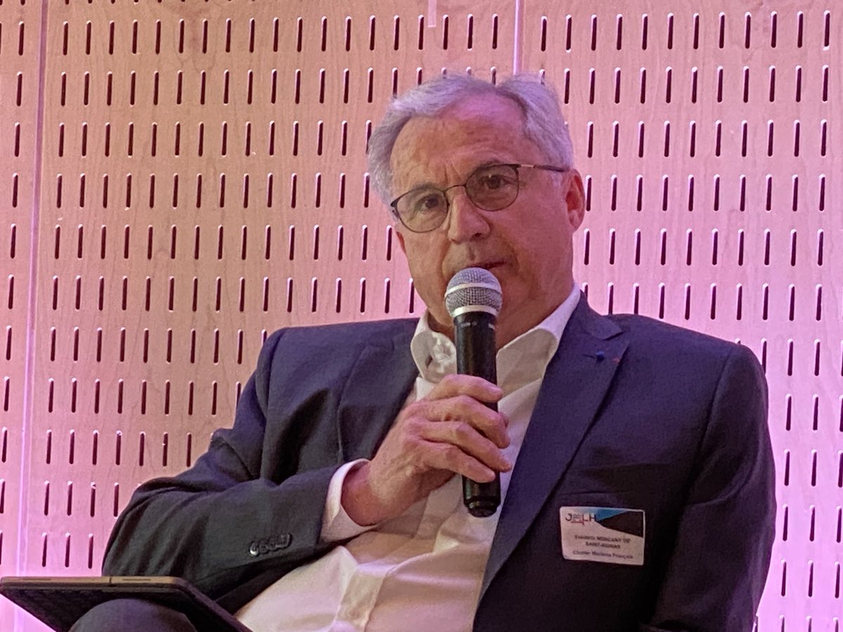 LucLefevre76's tweet photo. Journée maritime et logistique au Havre, comment se positionnent nos ports face à la puissance des armements, avec @fmoncany #lehavre #haropa #portduhavre https://t.co/3Eopn2B2o1