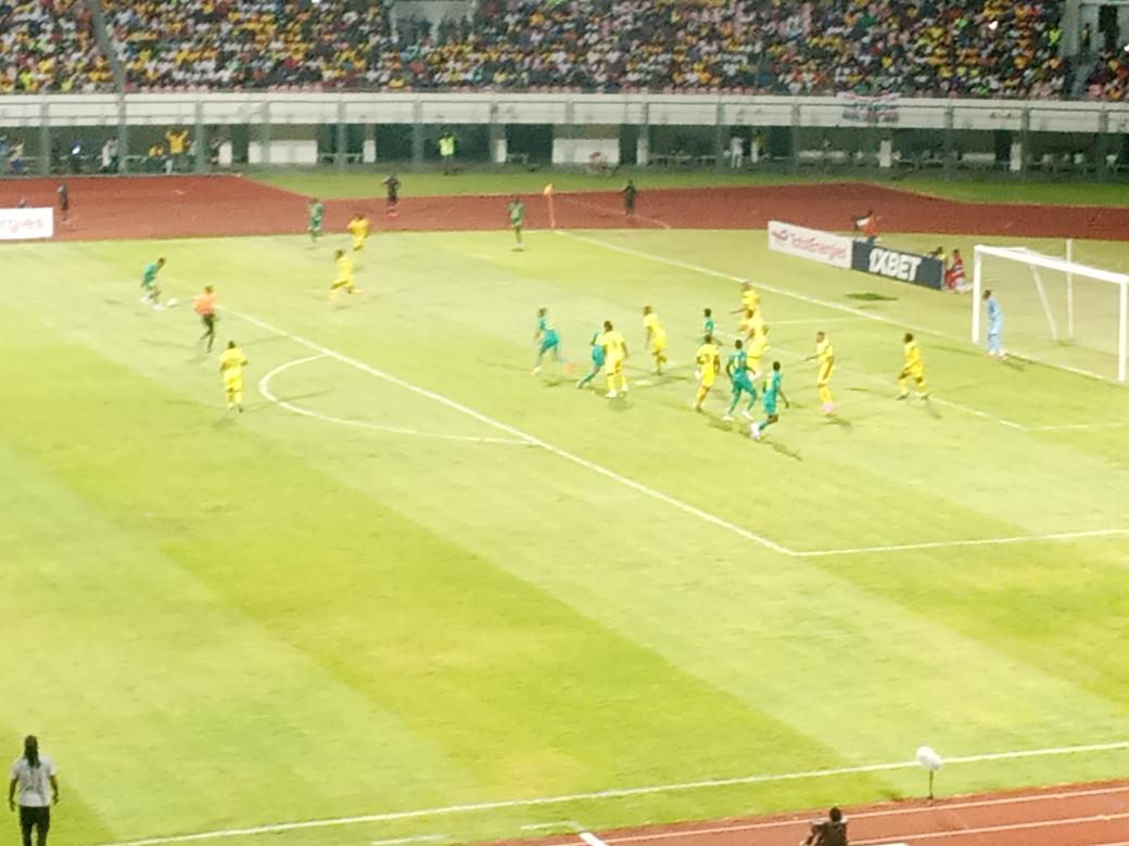 DohouMessan's tweet photo. #5e journée Elim #CAN #Côte d'Ivoire 2023
#Bénin 0 - 1 #Sénégal
55mn de jeu, 
#caf, #fbf #fsf https://t.co/Q2ndSvxvS8
