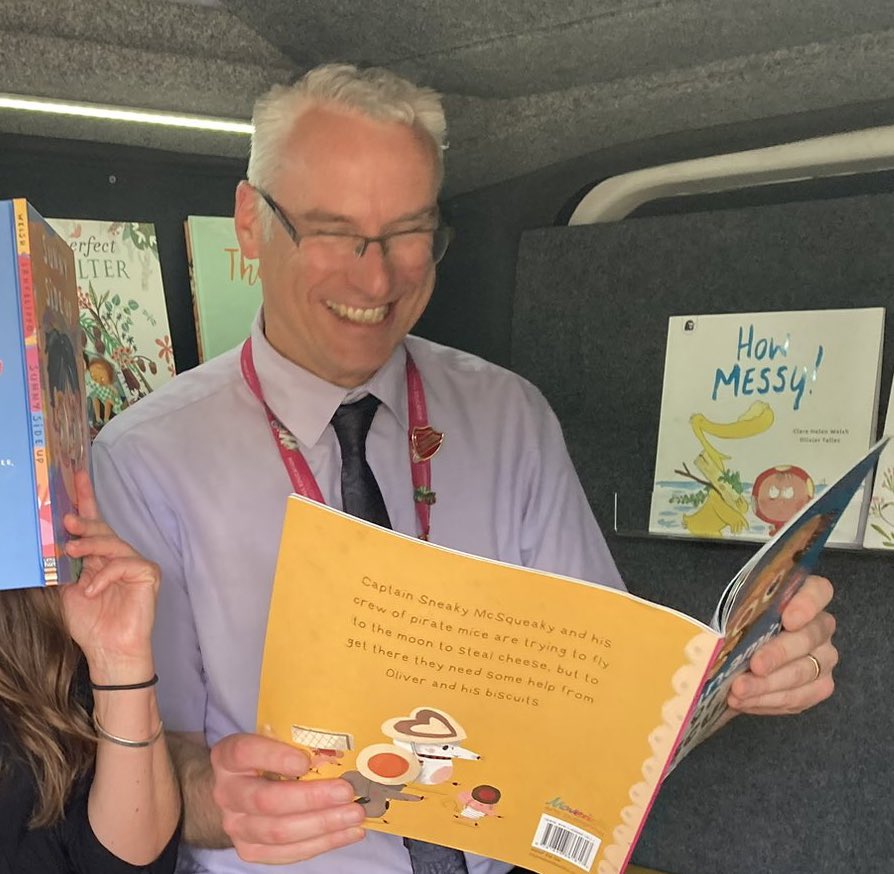 Well <a href="/PollSimon/">Simon Pollard</a> only went and did it!!! He pulled off the very first <a href="/StLiterature/">St Austell Festival of Children's Literature</a> and it was super a success!!! 👏🏻👏🏻👏🏻👏🏻👏🏻👏🏻👏🏻👏🏻👏🏻👏🏻👏🏻👏🏻👏🏻👏🏻👏🏻👏🏻👏🏻👏🏻👏🏻👏🏻👏🏻👏🏻 Well done Simon!!! You totally rock reading!!!! 📚📚📚📚📚📚📚📚