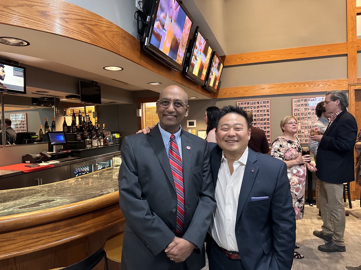Double post: HUGE thank you to Dr. Dan Eun for traveling down to Louisville to be our Keynote Speaker. You are not only an outstanding surgeon but an amazing person, and we feel honored to have learned from you directly. Please visit anytime! @md_eun @TempleUrology