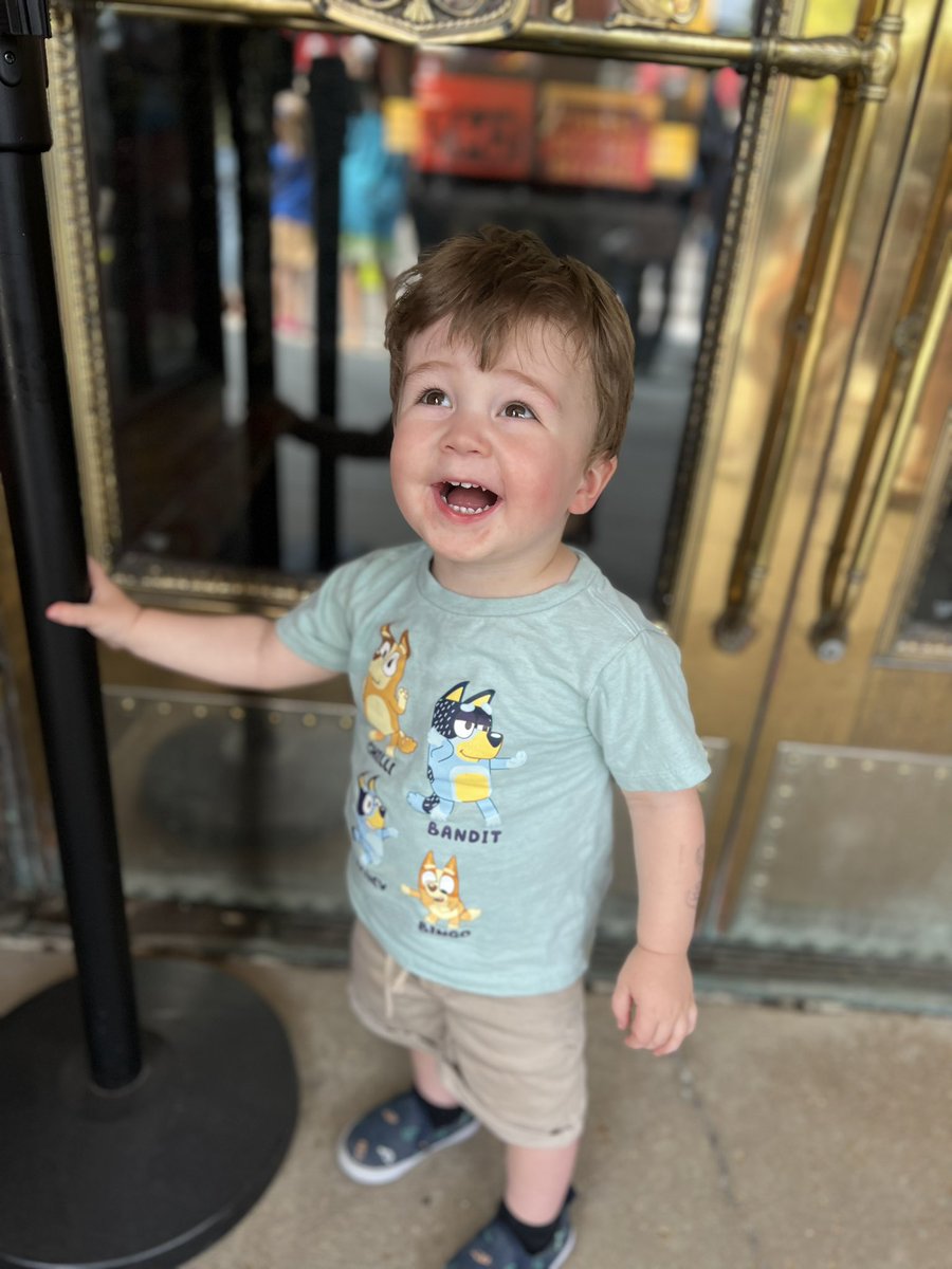 ThomasonChoir's tweet photo. Back at @foxtheatrestl but this time to see Bluey’s Big Play! 🎈 https://t.co/ARjj3trNYl