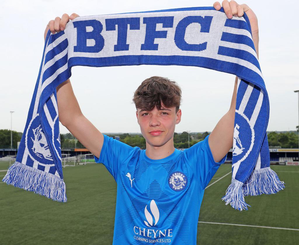 Billericay_FC's tweet photo. Excited to announce Sonny Oates will be joining Billericay Town EJA u14 next season a powerful box to box midfielder who can score goals 💙 https://t.co/Aj0cSOIpdH