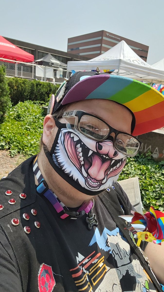 EightBitTrash's tweet photo. Happy pride #grandrapidspride #grpride
#pridefest https://t.co/oURVZ22Y7z