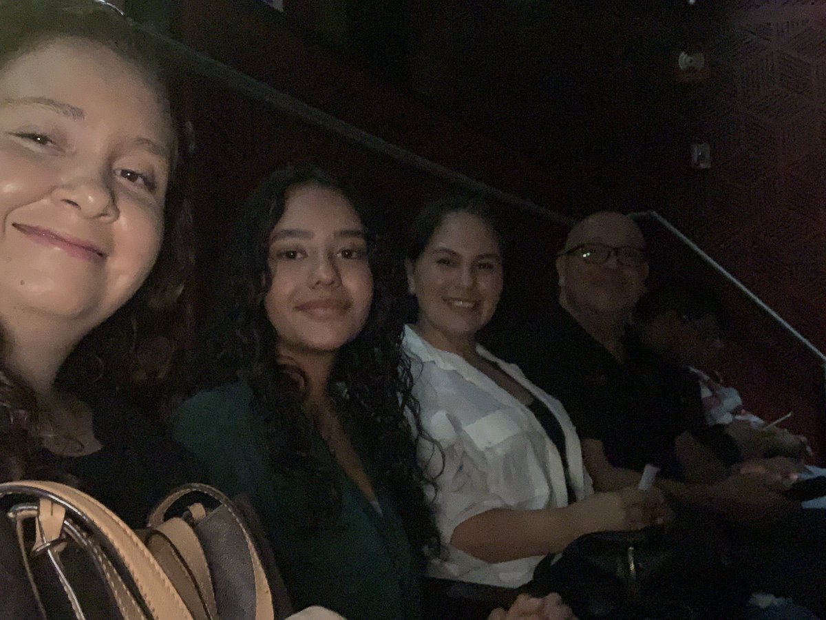 Cecile_vzesp's tweet photo. El martes pasado tuvimos la oportunidad de disfrutar la nueva adaptación “Monólogos de la vagina” en el teatro Libanés. 
@CineSpoilersMex muchas gracias por las cortesías. ✨🎭 https://t.co/MuKdBzl8hQ
