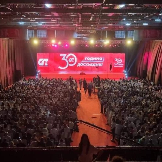 socijalisti1's tweet photo. Свечана академија поводом 30 година постојања Социјалистичке партије у дворани Борик у Бањалуци.

Срећан рођендан, другарице и другови!

30 година Досљедни! https://t.co/PSqo4VpDT4
