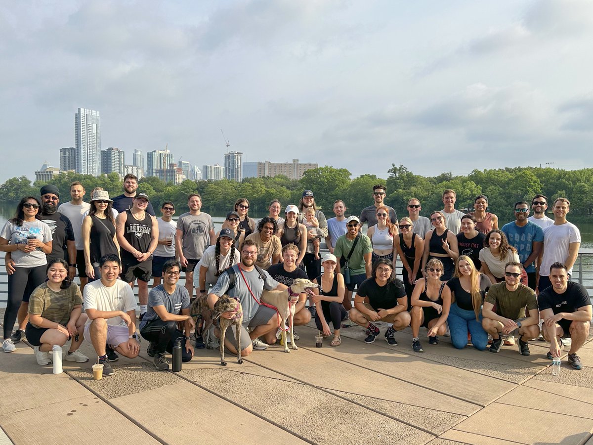 elle ✨ tweet media