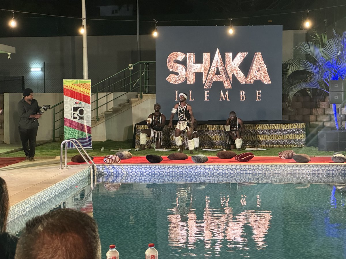 AugustusImpactM's tweet photo. SHAKA MOVIE ๐ฟ PREMIERE AT THE RESIDENCE OF THE HIGH COMMISSIONER OF SOUTH AFRICA.
#AfricaStory #Blogger ๐๏ธ#KobbyKyeiNews https://t.co/Ib8VvstQe1