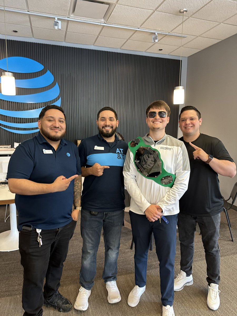 Alberto Hernandez tweet media