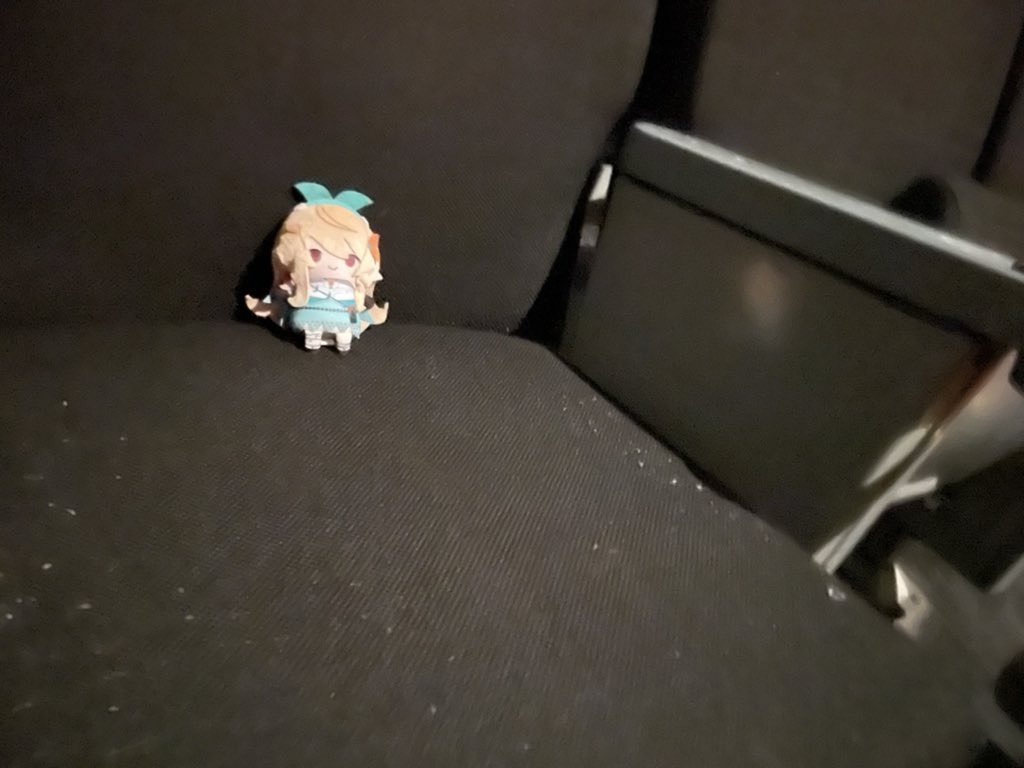 shawluh_'s tweet photo. brought this bitch to Asteroid City https://t.co/MOqmxyyEOH