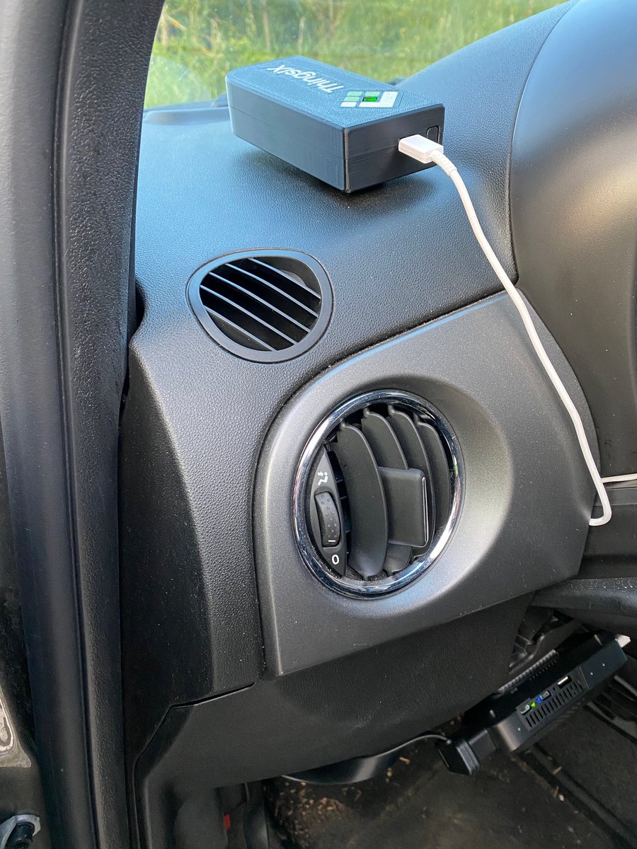 To map and provide valid coverage as much as possible I put the @Things_IX #Mapper in the car and to keep it charged I connected it to the USB socket of the @DIMO_Network #miner! 
I love the link I made 🔥🚀

#IoT #LoRaWAN #DEPIN #TIPIN #CAR