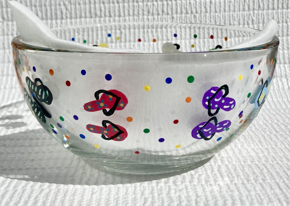 etsy.com/listing/145361… #summer #flipflops #summerdecor #SMILEtt23 #candydish #flipflopdecor #handpaintedbowl #uniquegift