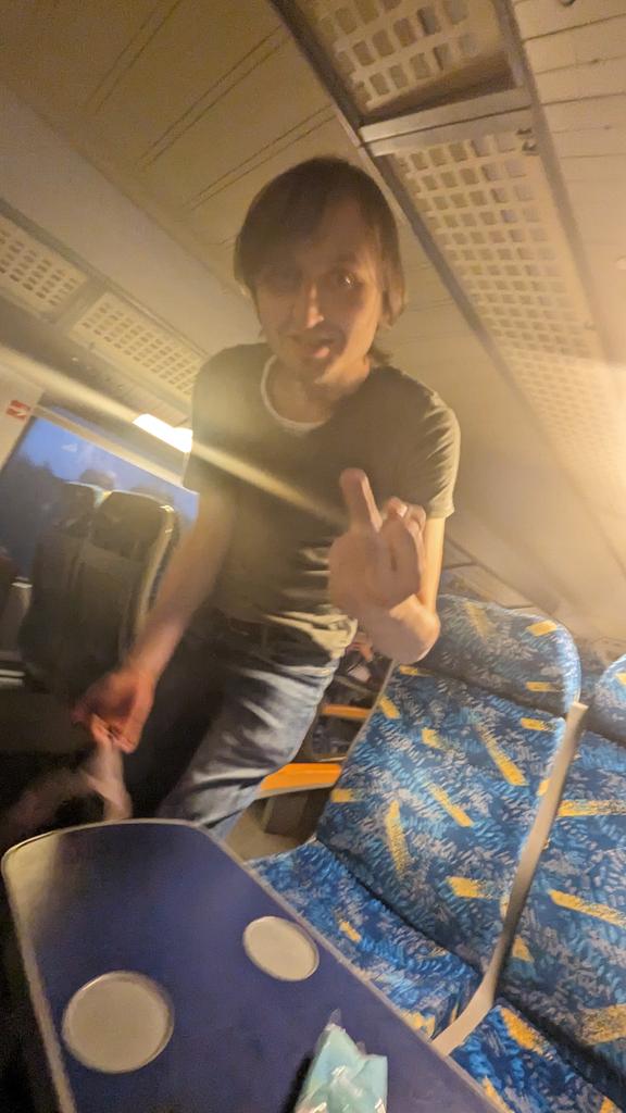 Thomas verabschiedet sich 98.jpeg