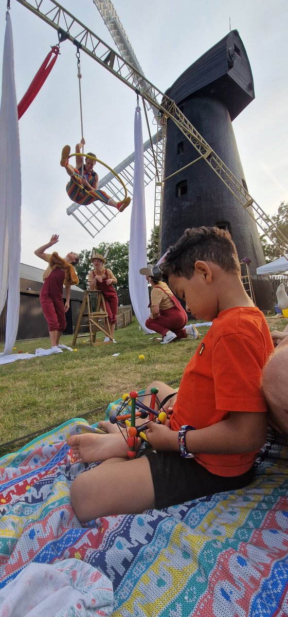 mia_kaye's tweet photo. A lovely evening @brixtonwindmill watching Alice's Adventures in Aerialand performance by @dotcollective, a great company working in care homes with people living with dementia. https://t.co/y03987sJ6i