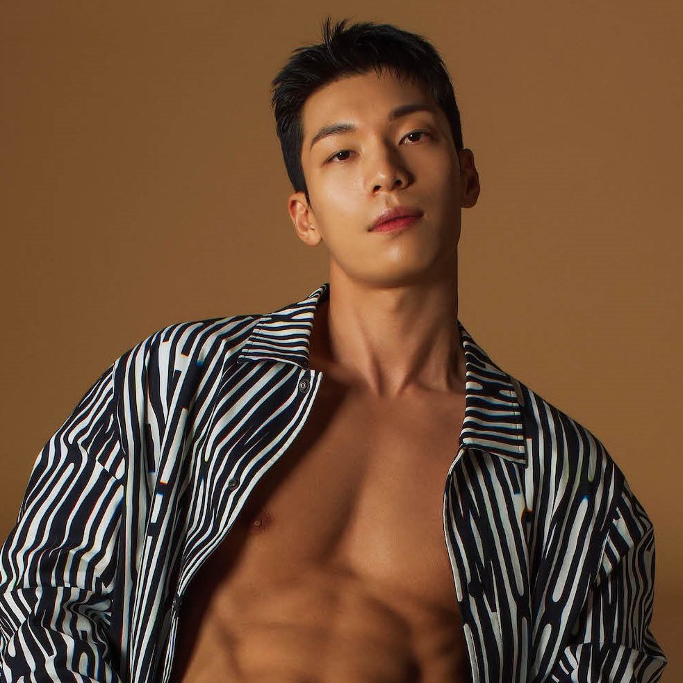 sboficial's tweet photo. JUN-HO NÃO MORREU! Wi Ha-jun é confirmado na 2ª temporada de Round 6.