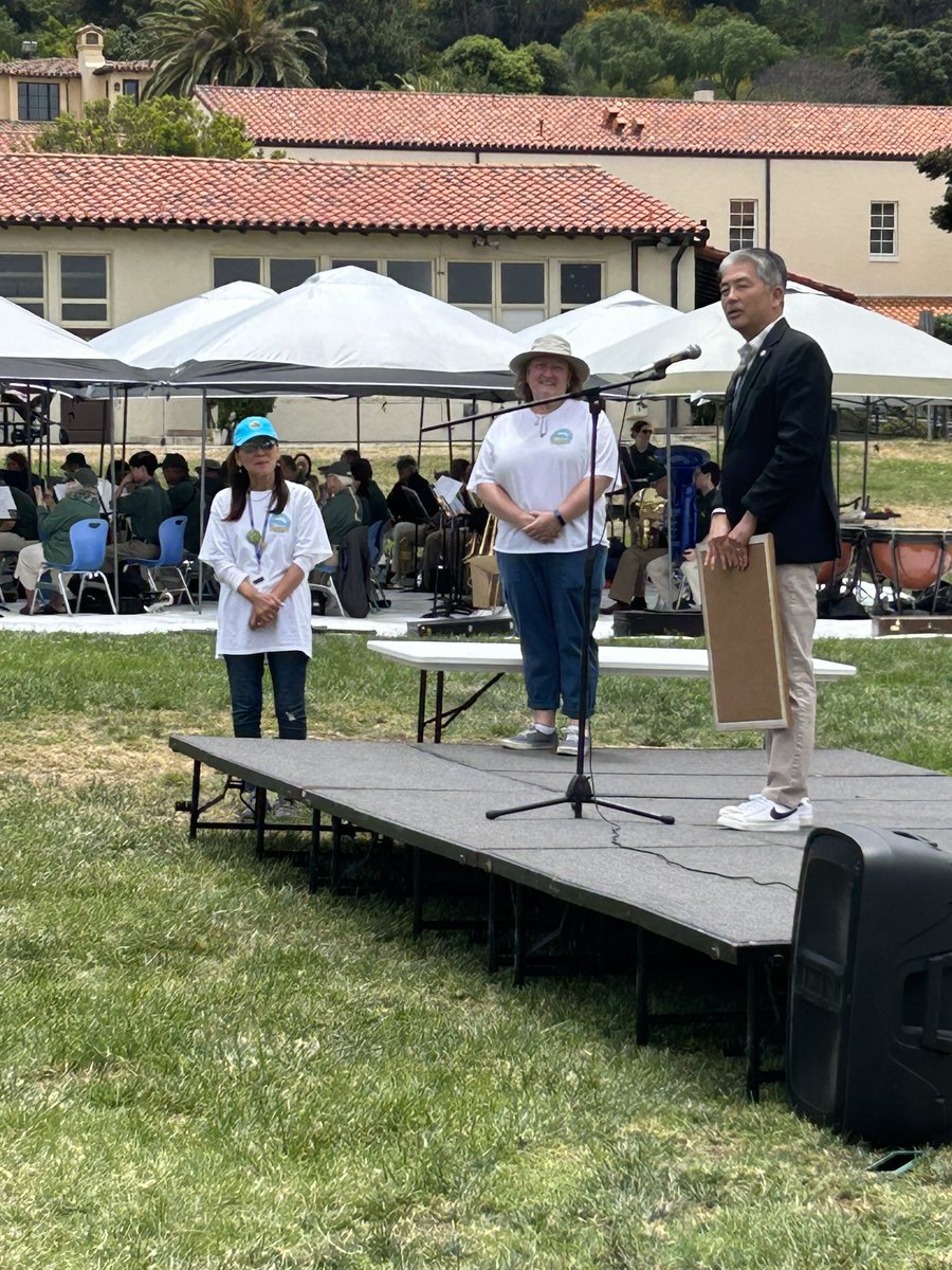 DebbyStegura's tweet photo. @pvld put together an awesome event that brought the entire Peninsula together to celebrate the 100th birthday of #PV. Learned so much and proud to rep @CityofRHE at birthday cake time! 😋#doorsopenpeninsula https://t.co/i42IbBKBkA