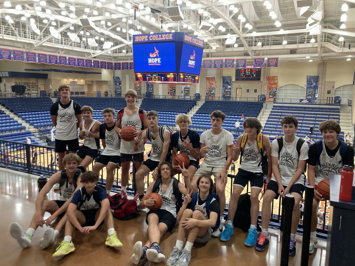 Some good wins. Some close losses. A lot of team building. All of our guys got good minutes on the court. We build from here. Thank you @Hope_Basketball.