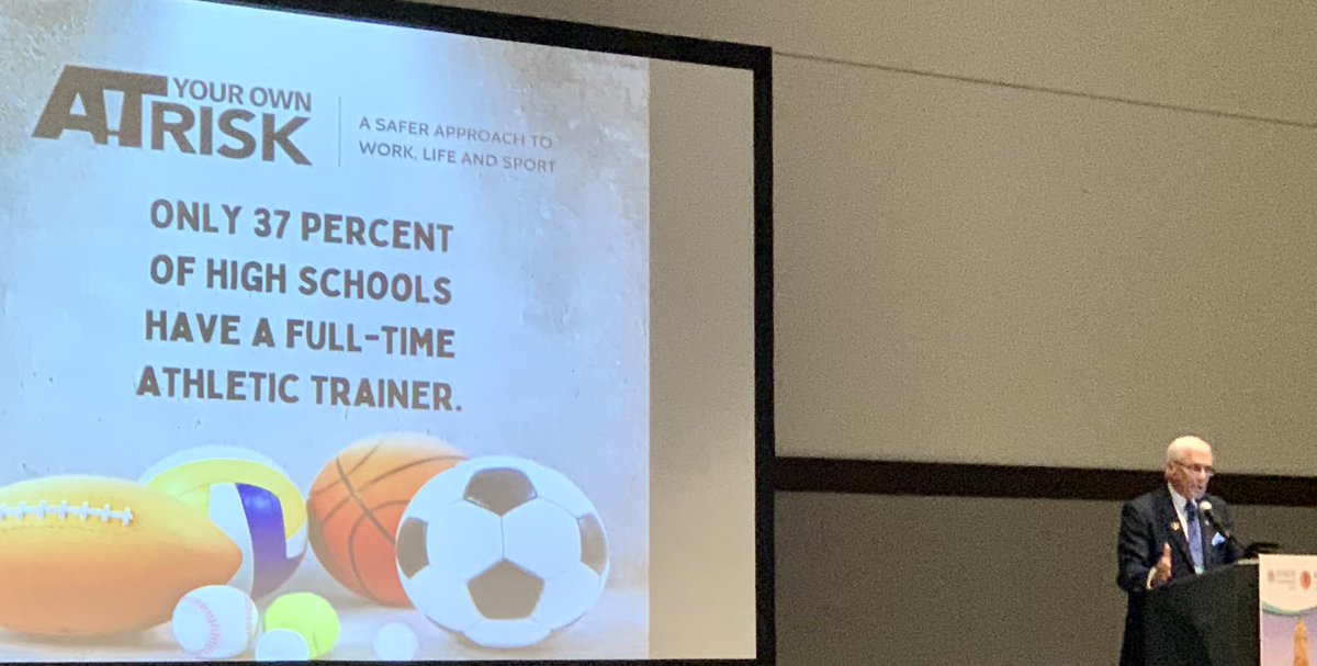 DrvanBemden's tweet photo. Nice to see #AthleticTrainers leading #injuryprevention presentations @ISAKOS #ISAKOS2023 @NATAFoundation TY @GJDDPTATCCSCS @DistefanoLJ #LoadMonitoring #PreventionPrograms https://t.co/7JtJYa1jEy