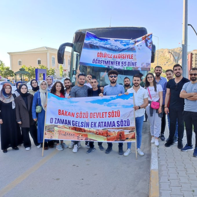 Bakan sözü devlet sözü . O zaman gelsin ek atama sözü #EkAtama2022ninHakkı   <a href="/Yusuf__Tekin/">Yusuf Tekin</a>  <a href="/kamuajans_com/">Kamu Ajans</a>