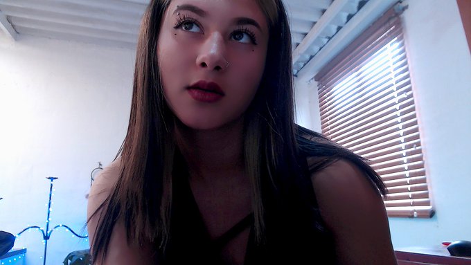 😍😍😍 https://t.co/zKeggNEFyq